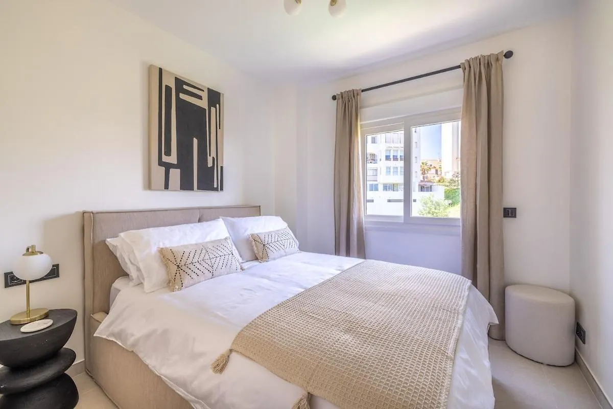 公寓 埃斯特波纳Ar20 Stunning Two-Bed With Sea Views公寓